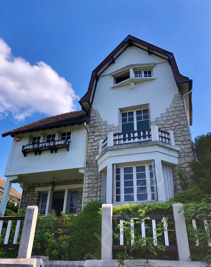 maison 6 pièces en vente sur VAUCRESSON (92420)