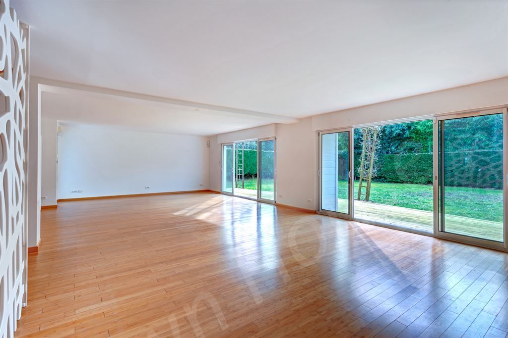 maison 9 pièces en vente sur VAUCRESSON (92420)