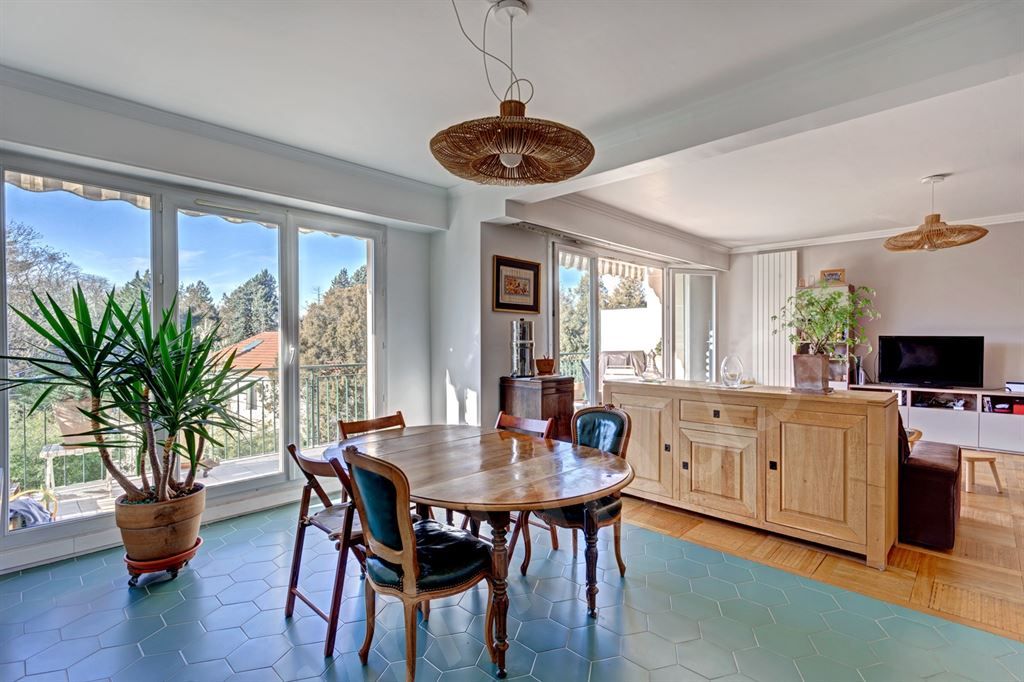 appartement 4 pièces en vente sur VAUCRESSON (92420)