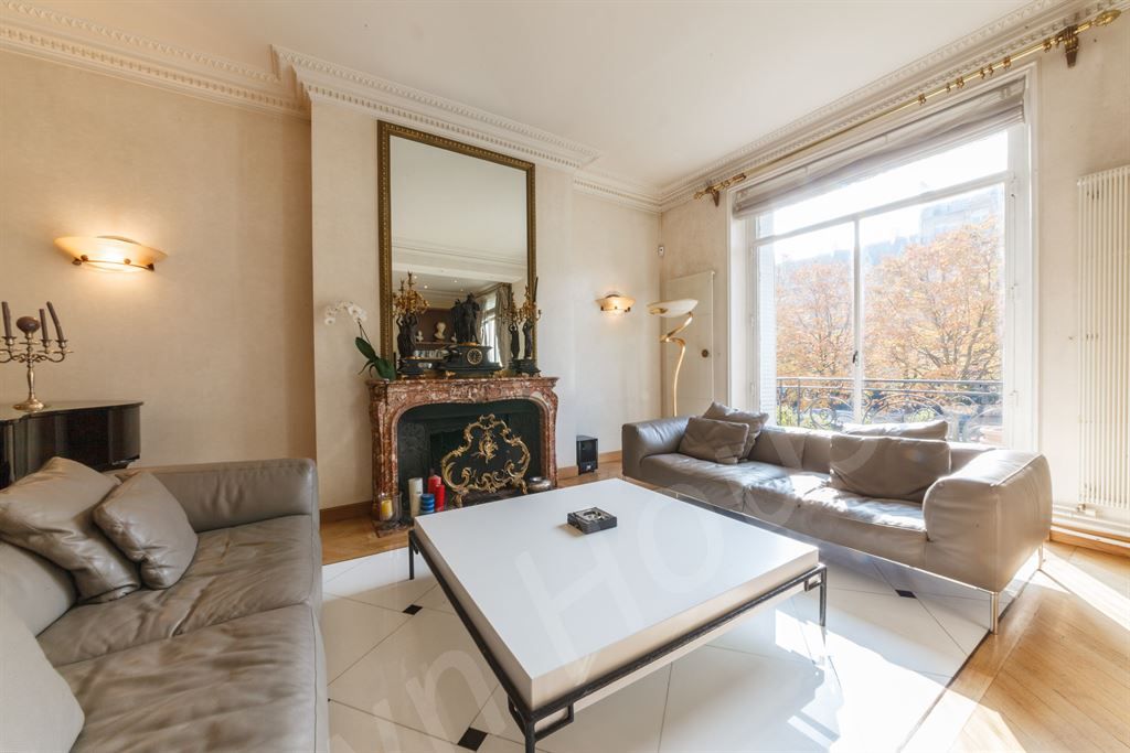 appartement 6 pièces en vente sur PARIS (75016)