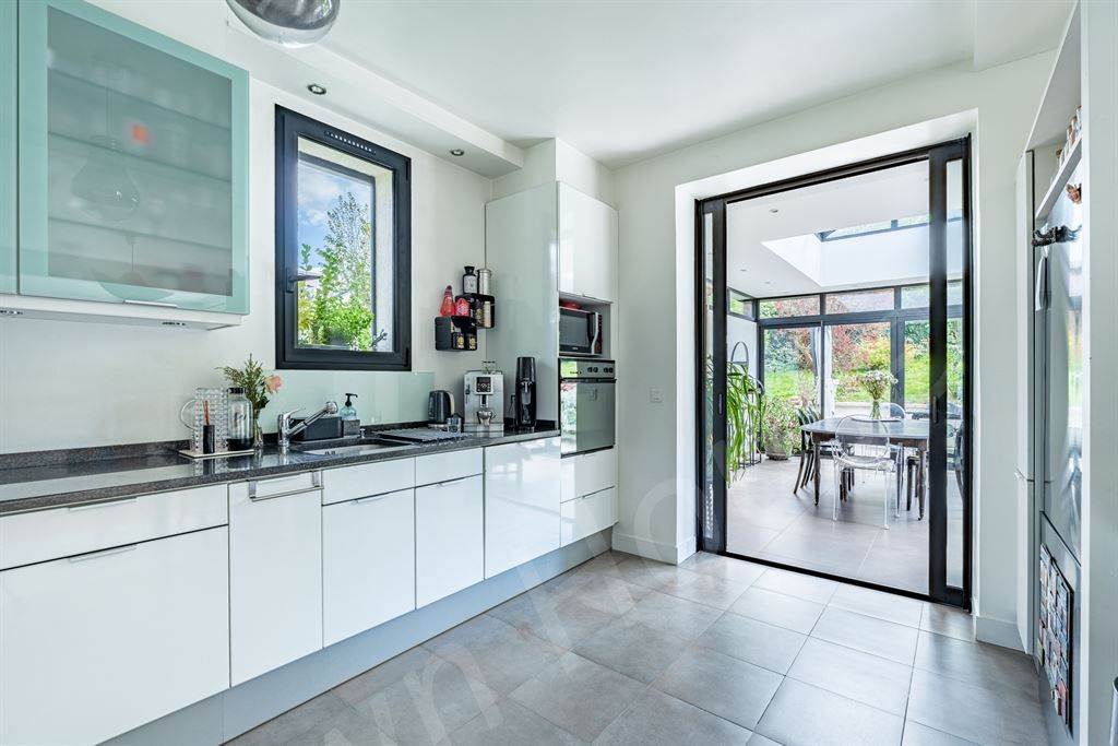 maison 6 pièces en vente sur LA CELLE ST CLOUD (78170)