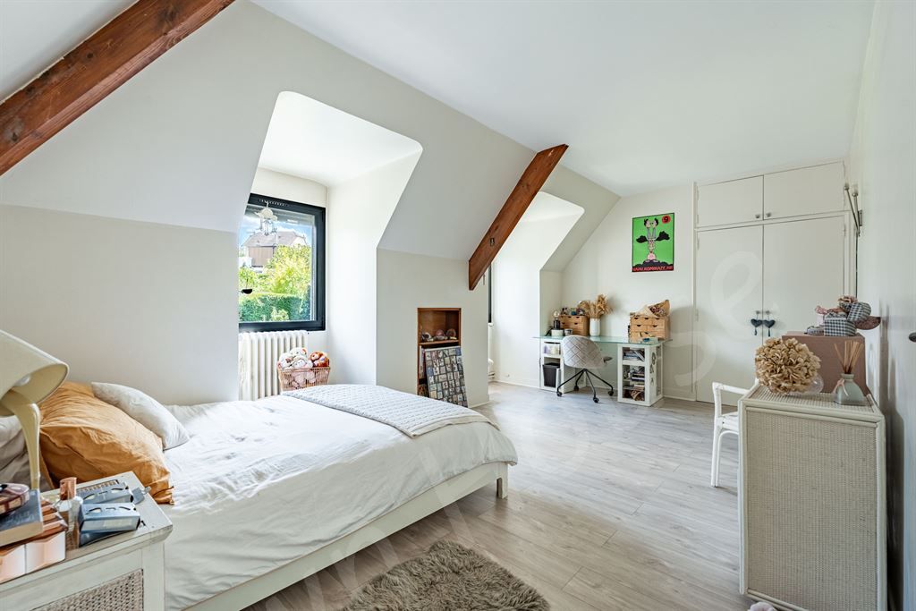 maison 6 pièces en vente sur LA CELLE ST CLOUD (78170)