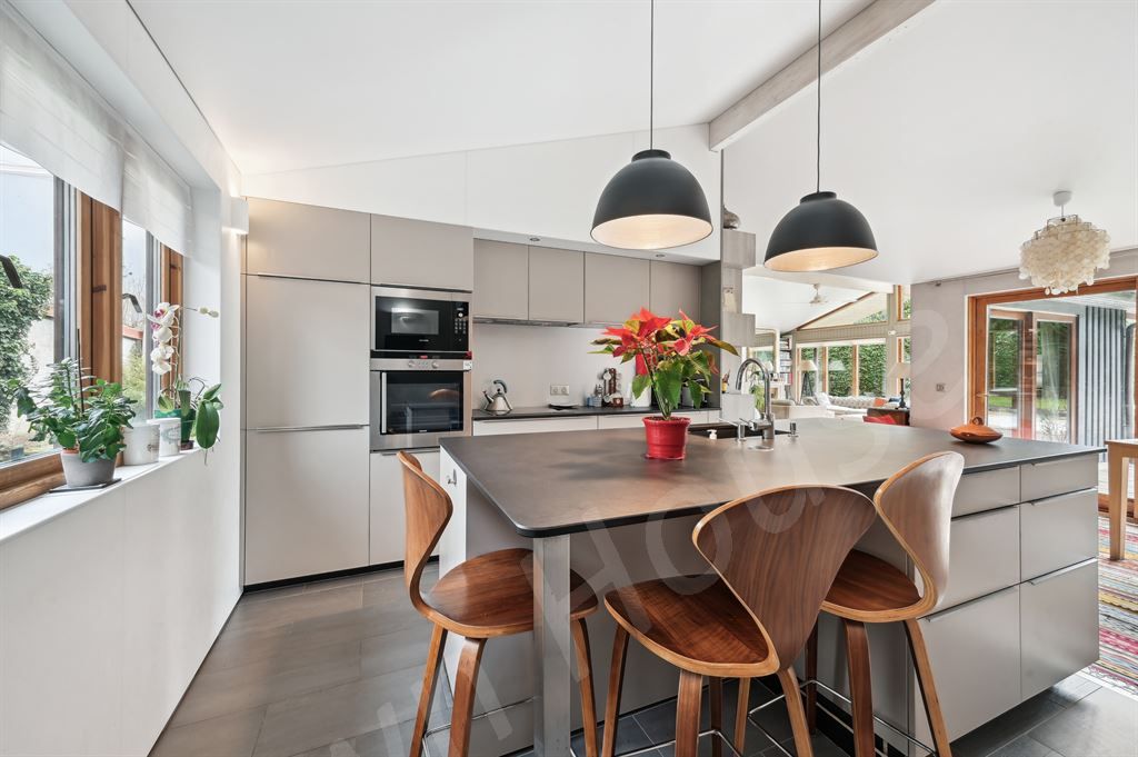 maison 9 pièces en vente sur VAUCRESSON (92420)