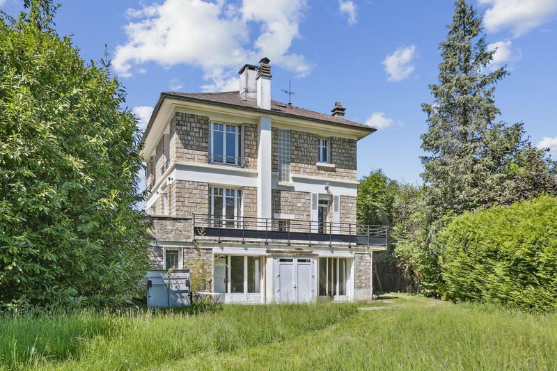 maison 8 pièces en vente sur VAUCRESSON (92420)