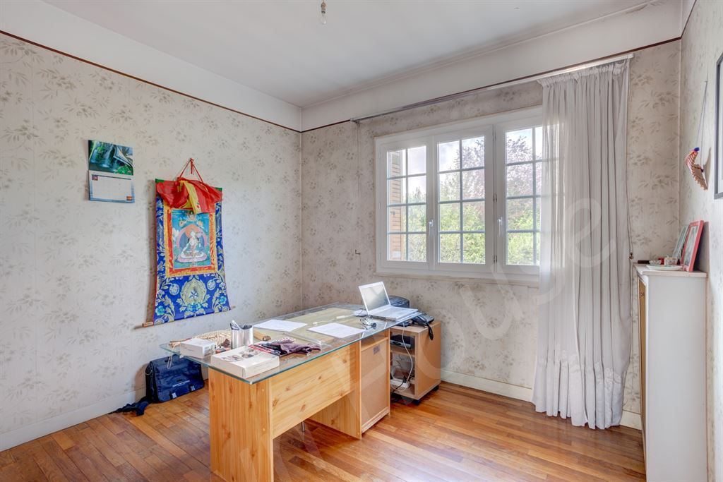 maison 8 pièces en vente sur MARNES LA COQUETTE (92430)