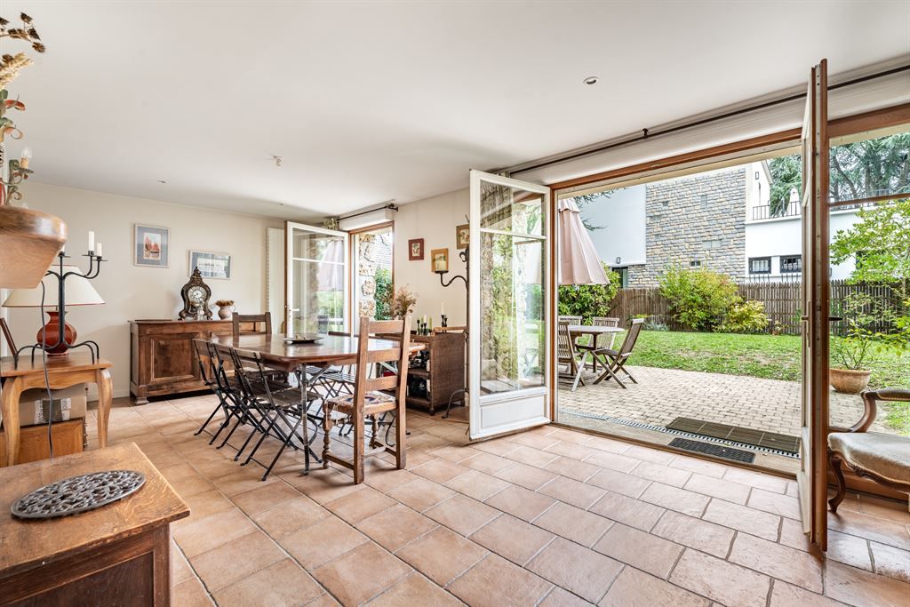 maison 9 pièces en vente sur GARCHES (92380)