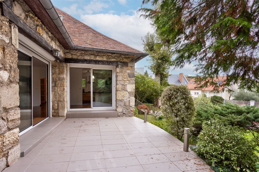 maison 6 pièces en vente sur MARNES LA COQUETTE (92430)
