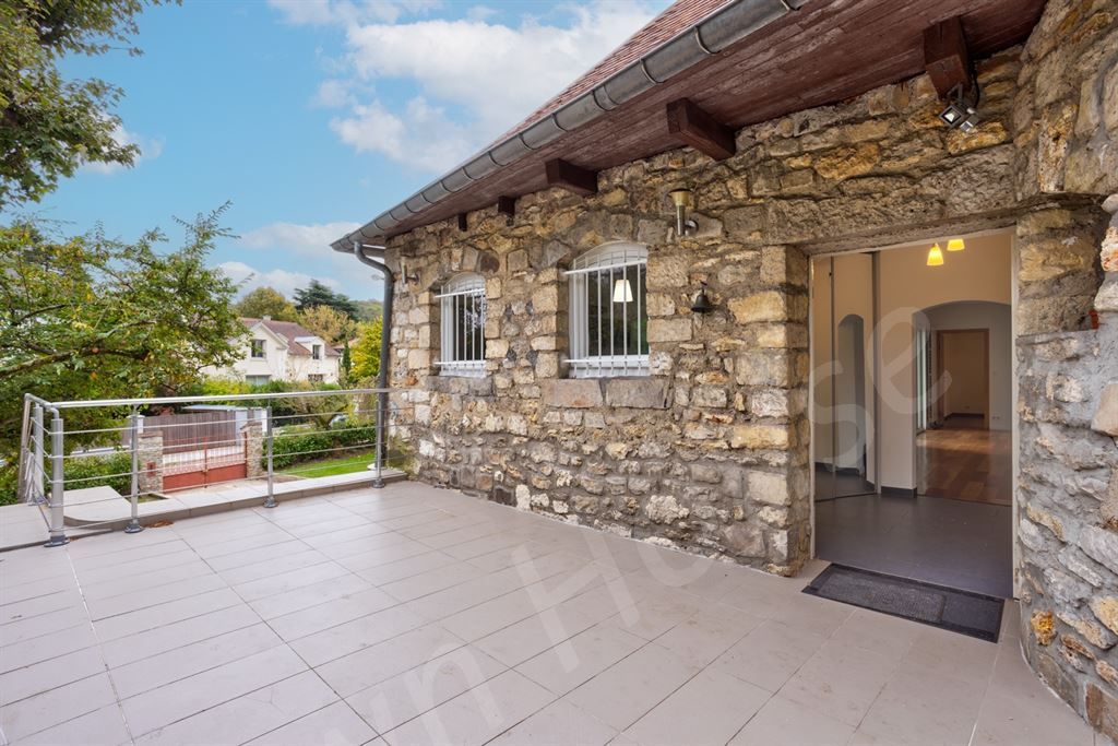 maison 6 pièces en vente sur MARNES LA COQUETTE (92430)