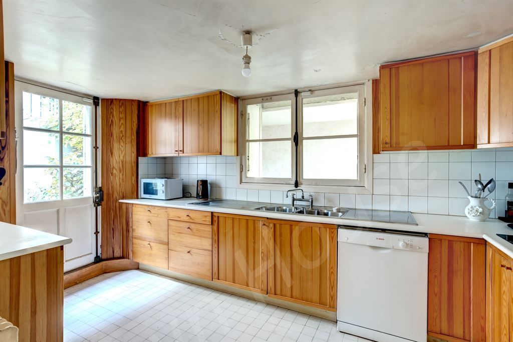 maison 8 pièces en vente sur MARNES LA COQUETTE (92430)