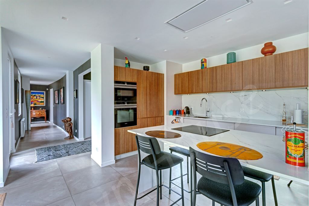 maison 10 pièces en vente sur GARCHES (92380)