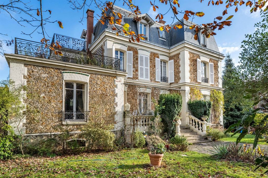 maison 8 pièces en vente sur VAUCRESSON (92420)