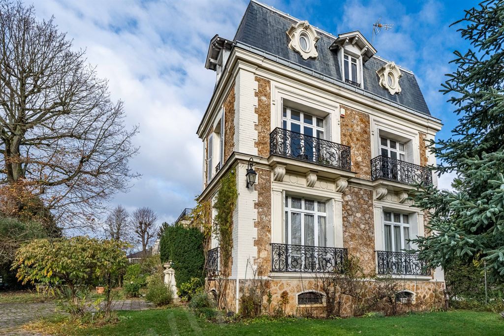 maison 8 pièces en vente sur VAUCRESSON (92420)