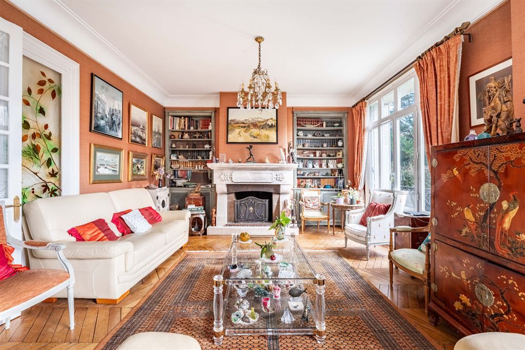 maison 8 pièces en vente sur VAUCRESSON (92420)