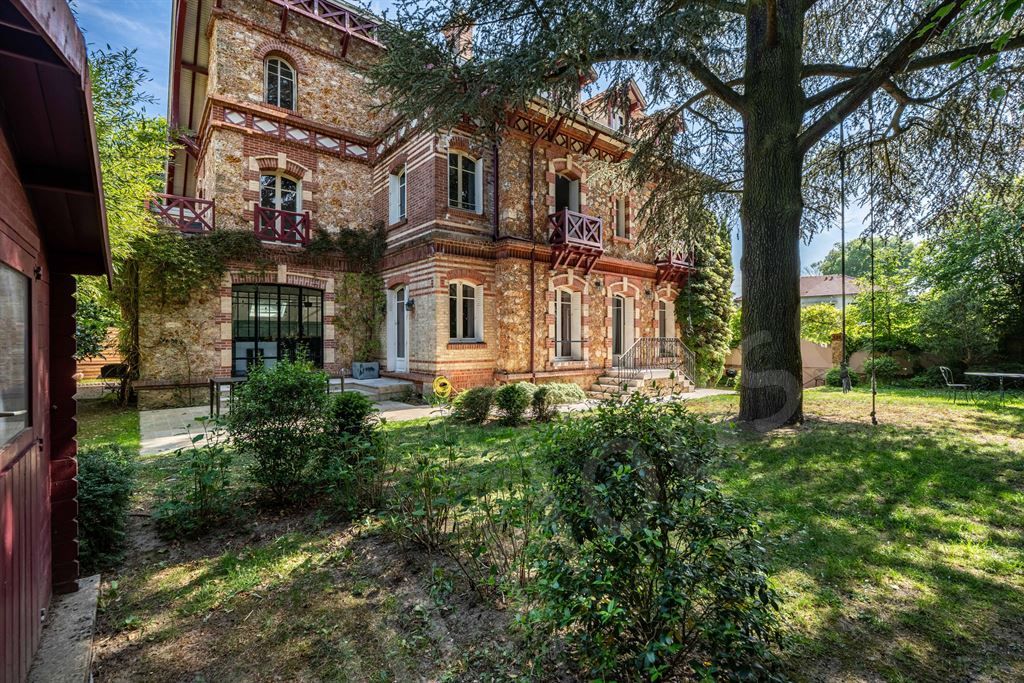 maison 7 pièces en vente sur VAUCRESSON (92420)