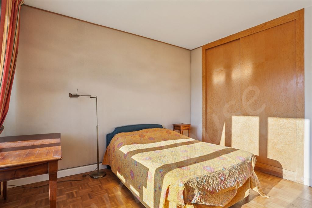 appartement 5 pièces en vente sur GARCHES (92380)