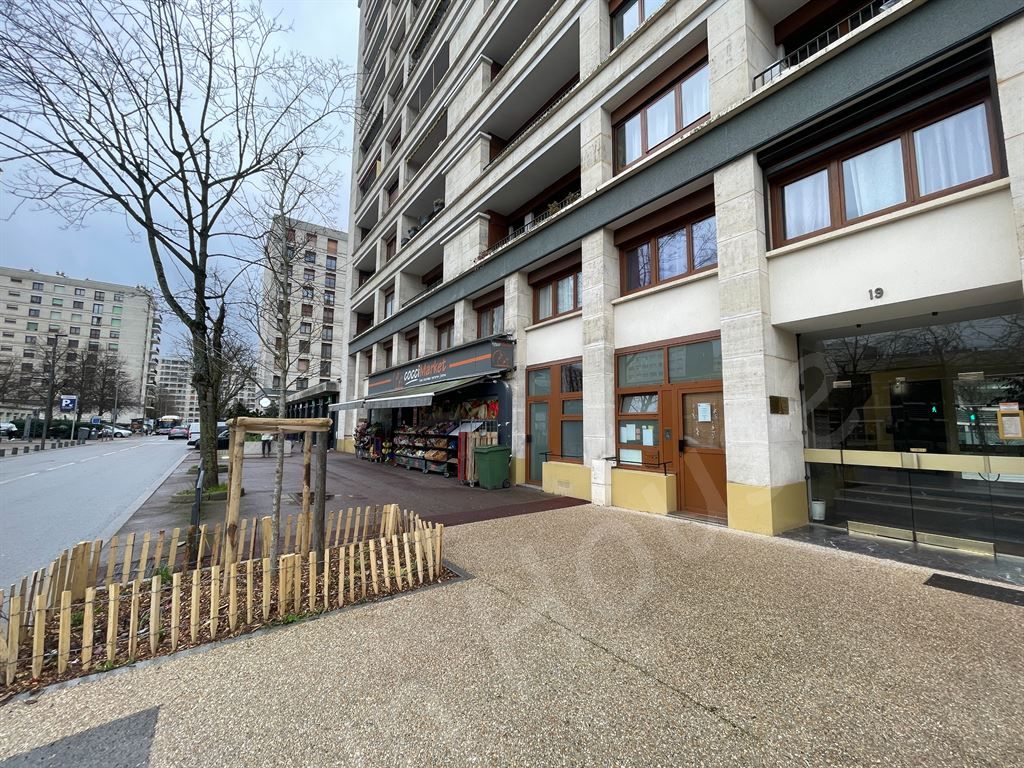Vente Appartement Meudon La Foret 92360 Transports tram, commerces, écoles