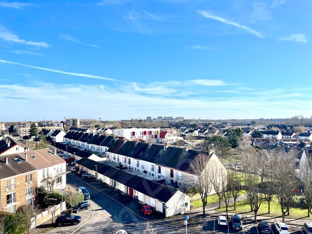 appartement 2 pièces en vente sur MAUREPAS (78310)