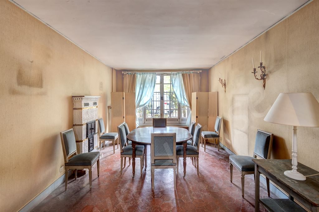 maison 8 pièces en vente sur MARNES LA COQUETTE (92430)