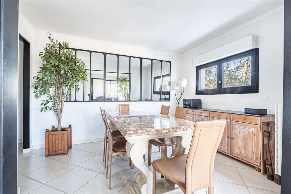 appartement 5 pièces en vente sur GARCHES (92380)