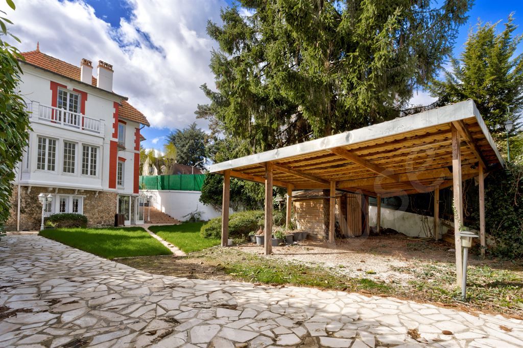 maison 8 pièces en vente sur VAUCRESSON (92420)