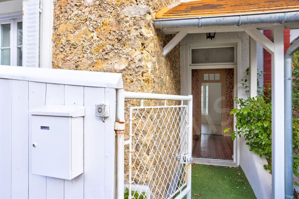 maison 8 pièces en vente sur VAUCRESSON (92420)