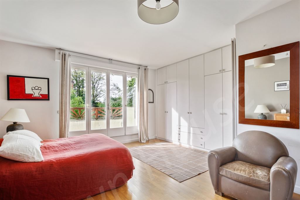 maison 10 pièces en vente sur VAUCRESSON (92420)