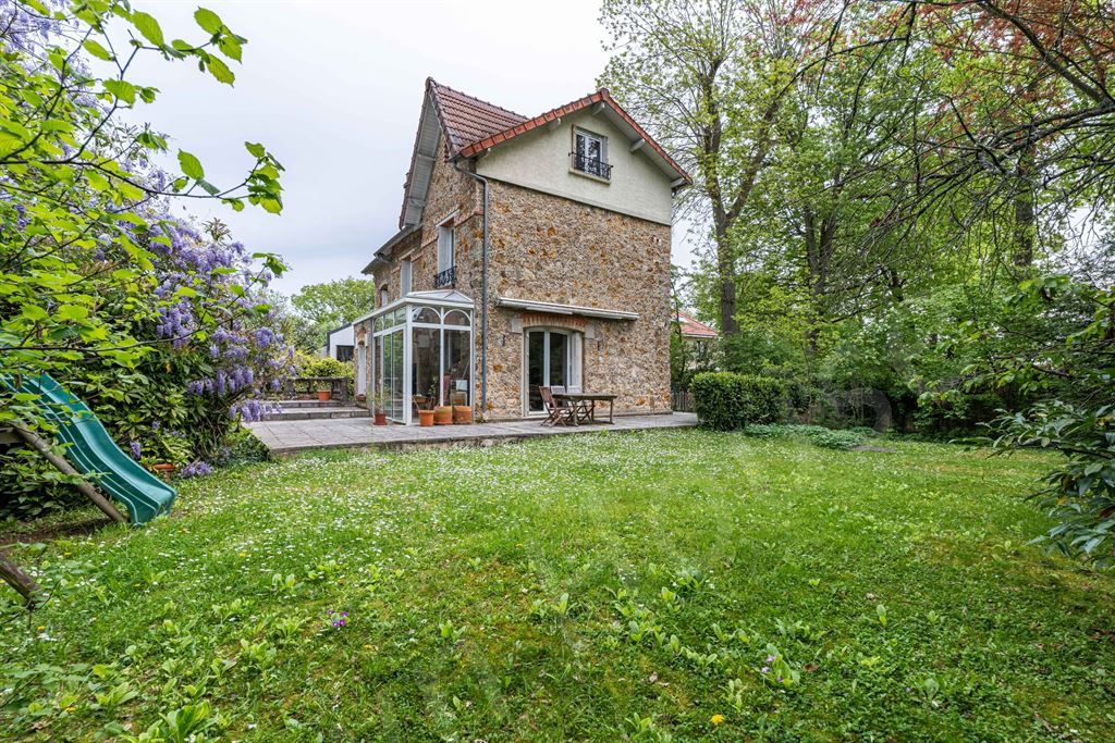 maison 6 pièces en vente sur GARCHES (92380)