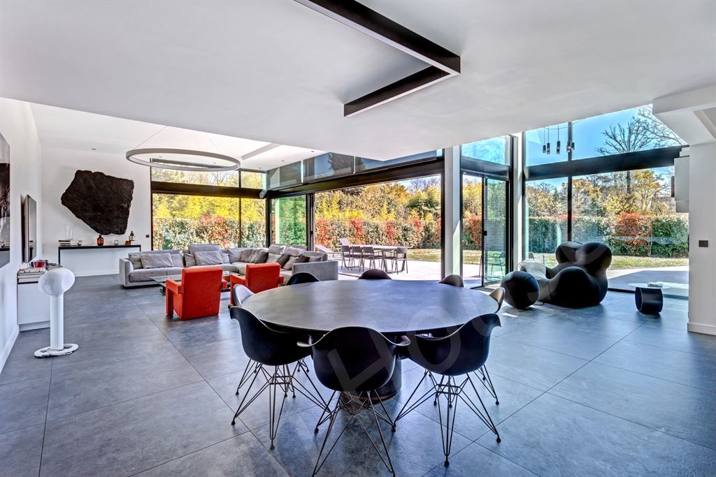 maison 7 pièces en vente sur LA CELLE ST CLOUD (78170)