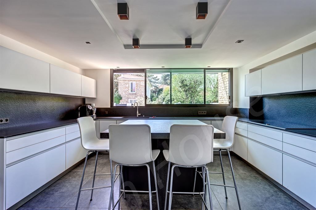 maison 7 pièces en vente sur LA CELLE ST CLOUD (78170)