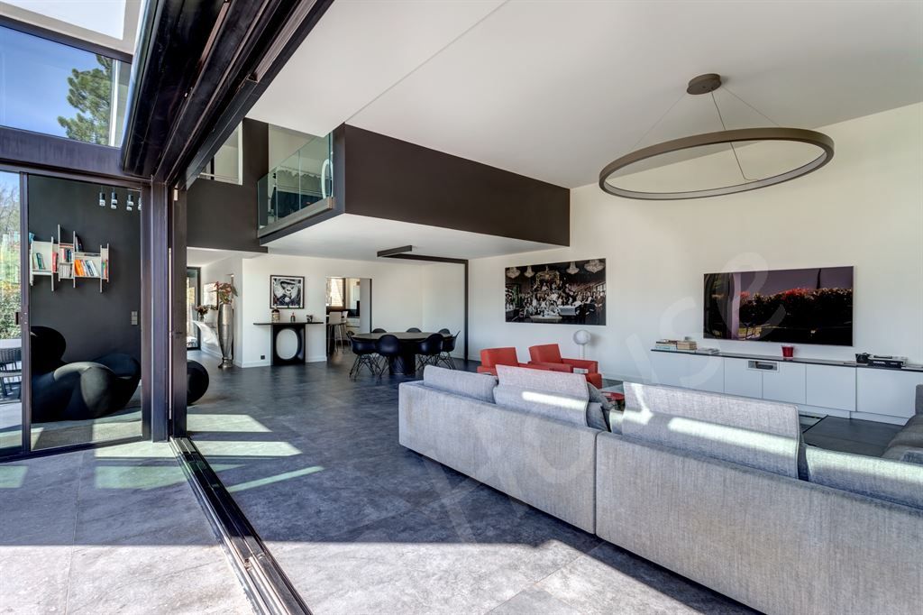 maison 7 pièces en vente sur LA CELLE ST CLOUD (78170)