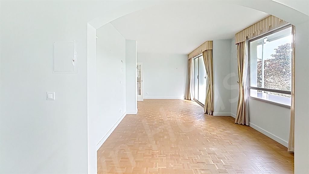 appartement 7 pièces en vente sur ST CLOUD (92210)