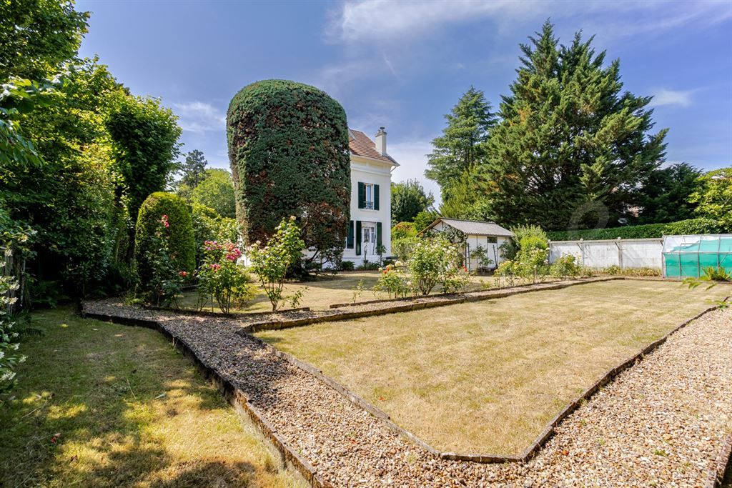maison 6 pièces en vente sur VAUCRESSON (92420)