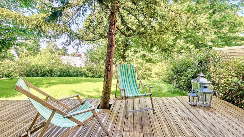 maison 7 pièces en vente sur LA CELLE ST CLOUD (78170)