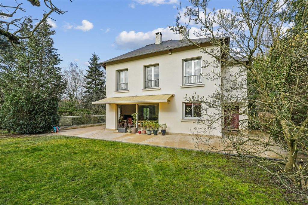 maison 10 pièces en vente sur GARCHES (92380)