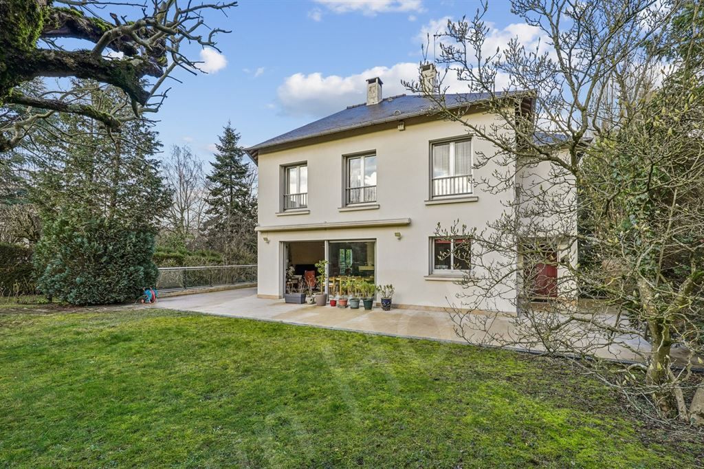 maison 10 pièces en vente sur GARCHES (92380)