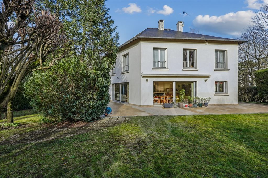 maison 10 pièces en vente sur GARCHES (92380)