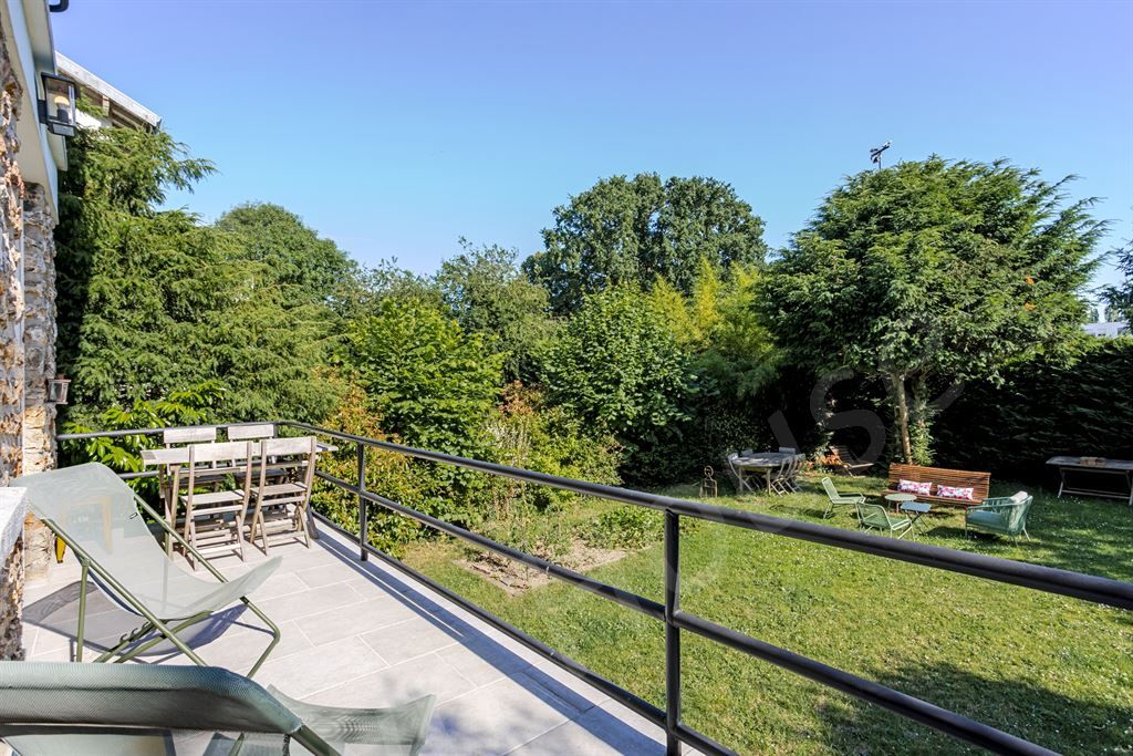 maison 7 pièces en vente sur VAUCRESSON (92420)