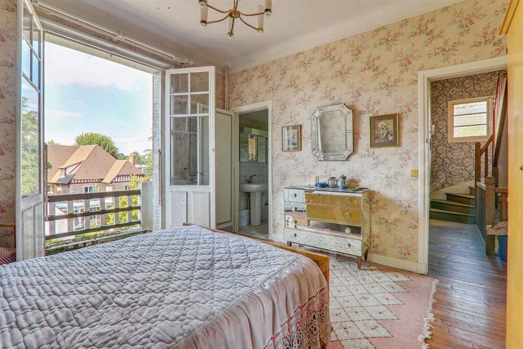 maison 6 pièces en vente sur VAUCRESSON (92420)