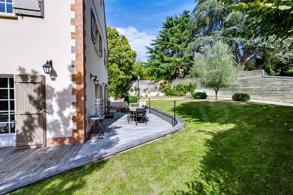 maison 7 pièces en vente sur GARCHES (92380)