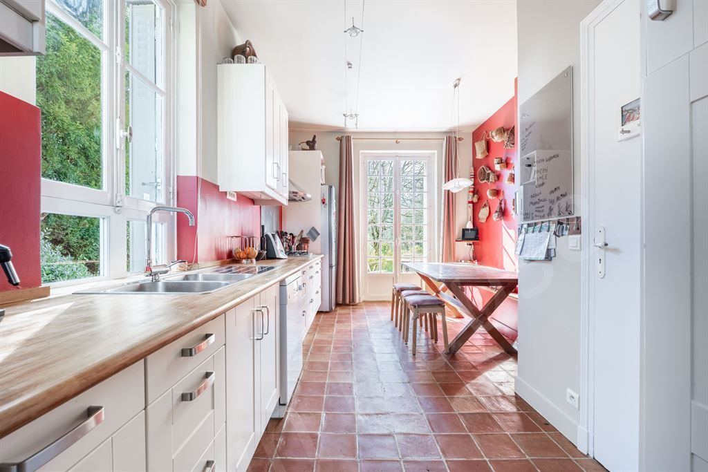 maison 9 pièces en vente sur VAUCRESSON (92420)