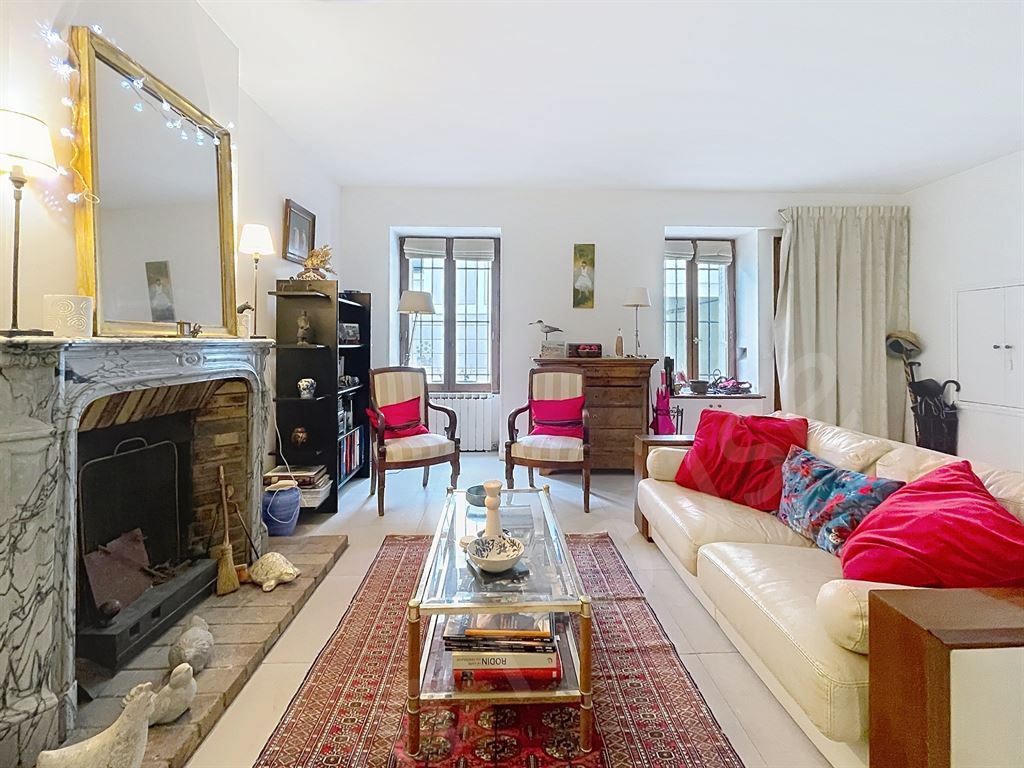 Vente Maison Garches 92380 Mairie
