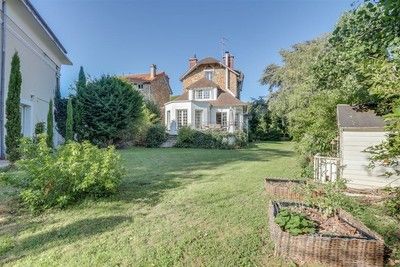 Maison à Vaucresson limite Garches